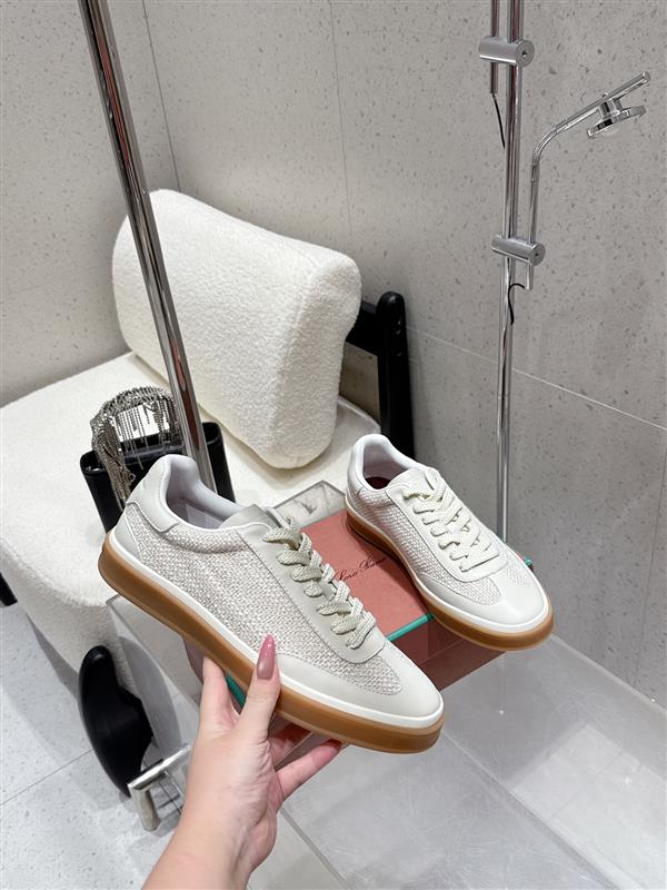 2025112815365830 310